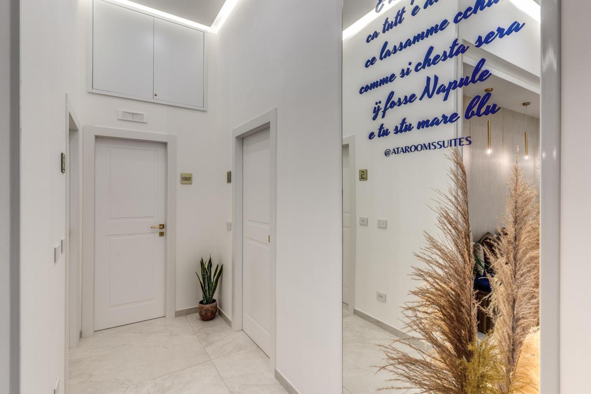 Atarooms Suites Napoli Exterior foto